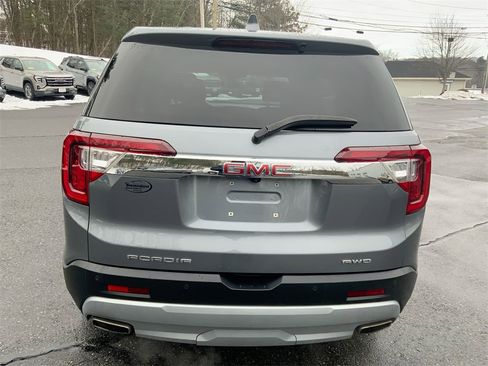 Used 2022 GMC Acadia SLE image 36