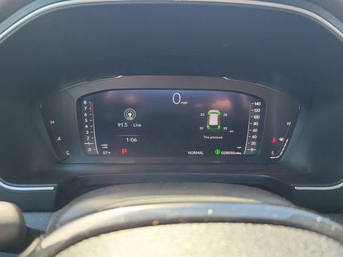 Certified 2025 Honda Pilot Black Edition image 17