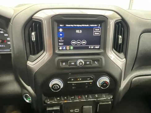 Used 2024 Chevrolet Silverado 1500 Custom Trail Boss AWD/4WD image 11