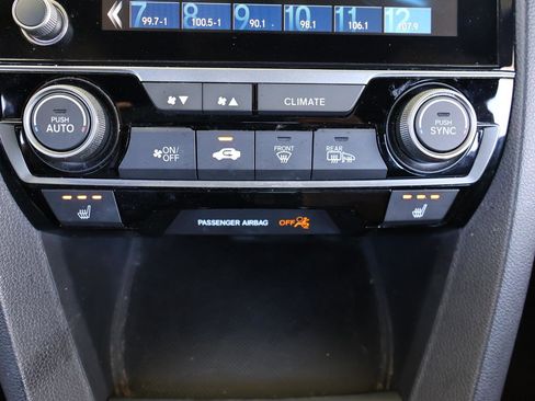 Used 2019 Honda Civic EX image 45