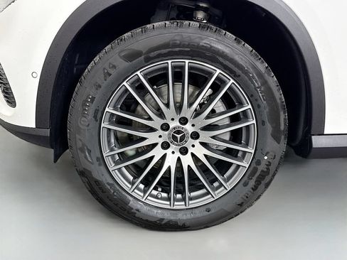 New 2026 Mercedes-Benz GLC 300 4MATIC image 32