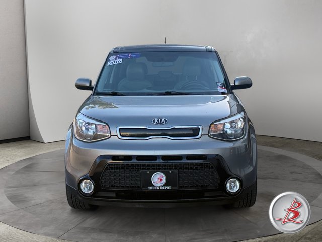 Used 2016 Kia Soul + w/ Primo Package FWD image 2