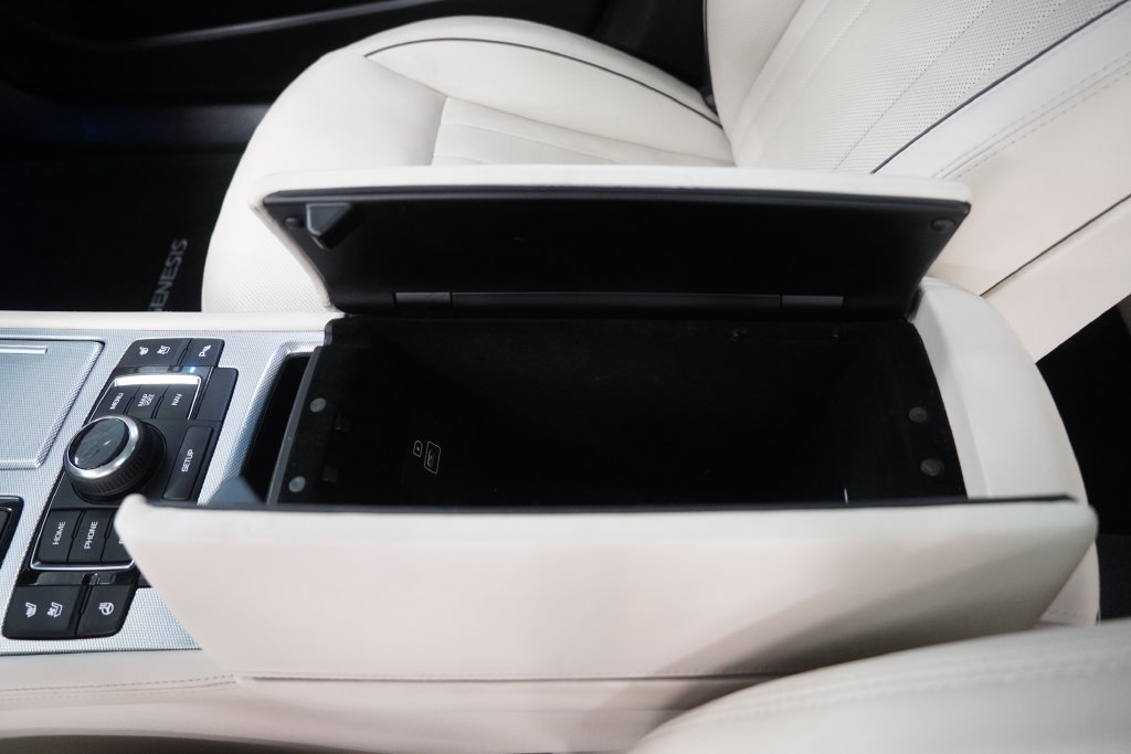 Used 2018 Genesis G80 5.0 Ultimate AWD/4WD image 25