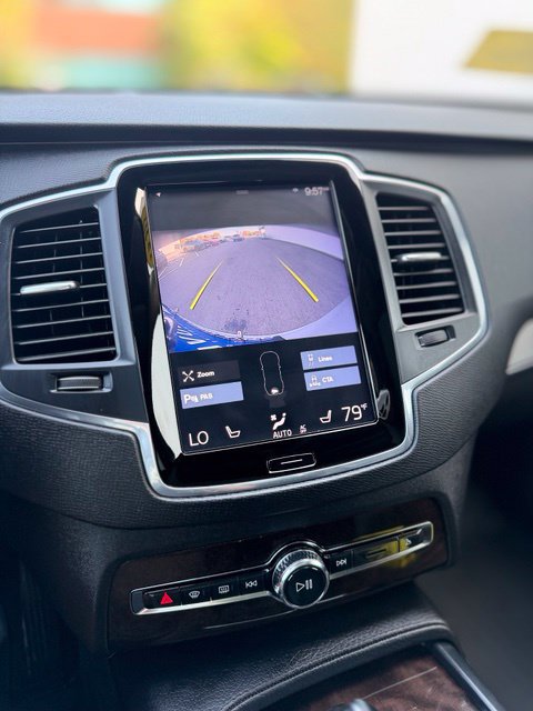 Used 2019 Volvo XC90 T6 Momentum w/ Protection Package Premier AWD/4WD image 10
