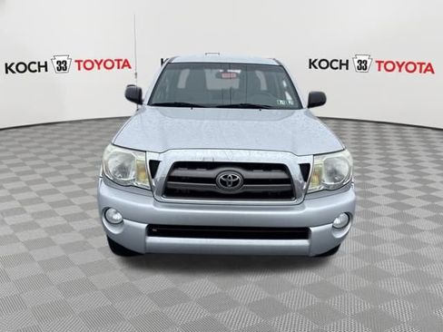 Used 2010 Toyota Tacoma 4x4 Access Cab V6 image 2