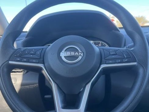 Used 2023 Nissan Altima 2.5 SV image 11