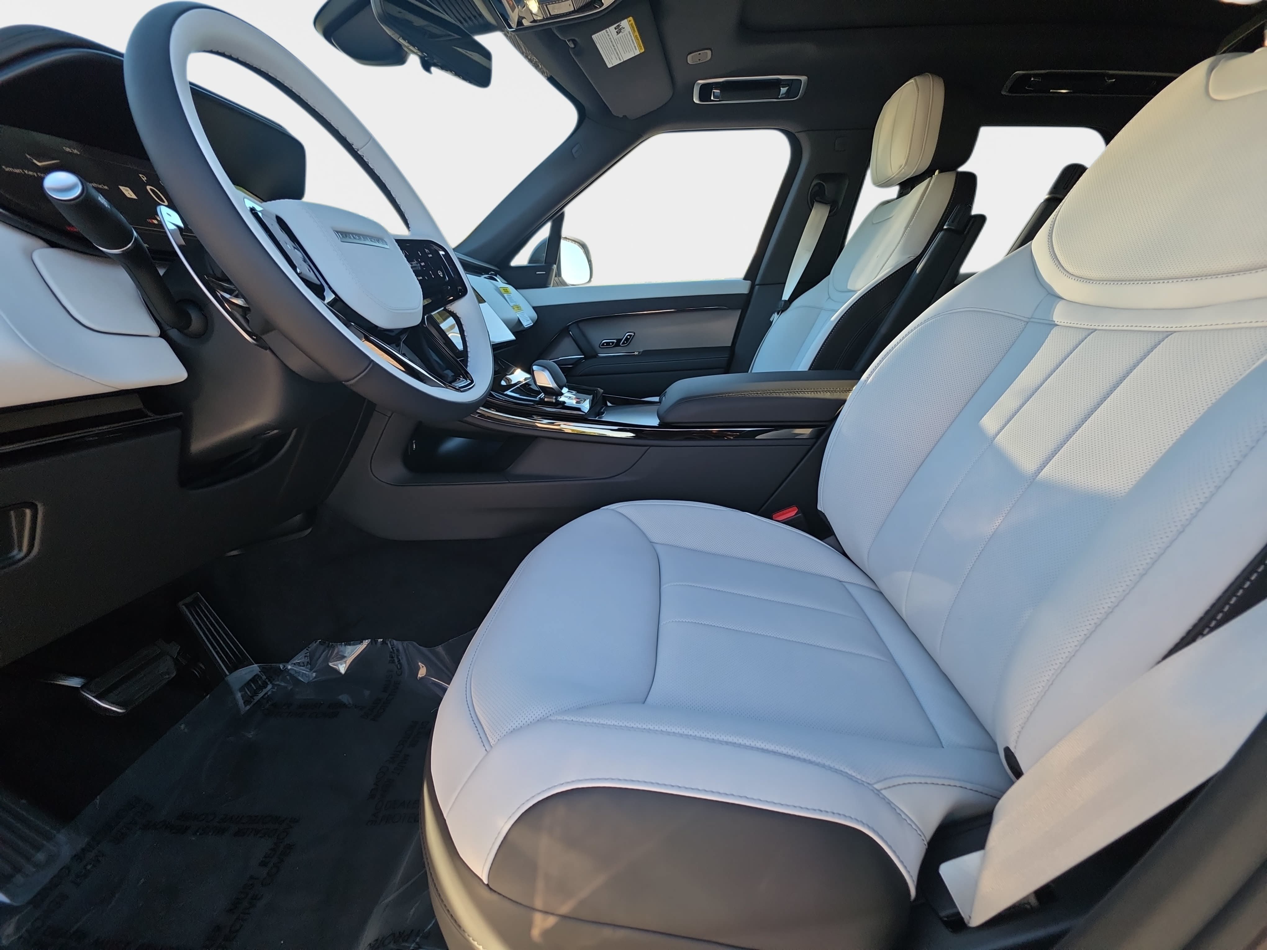 New 2027 Land Rover Range Rover Sport Dynamic SE AWD/4WD image 15