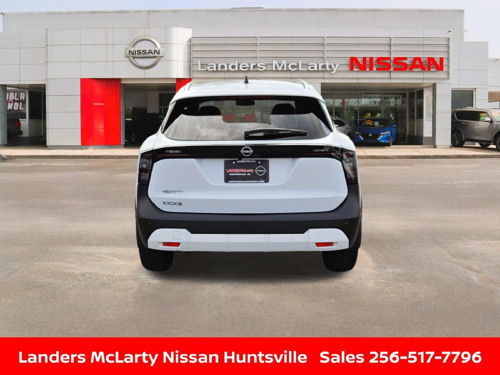 Certified 2026 Nissan Kicks SV w/ SV Premium Package FWD image 5