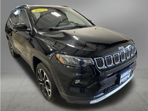 Used 2023 Jeep Compass Limited AWD/4WD image 8