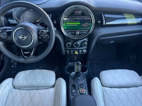 Used 2021 MINI Cooper SE w/ 8.8" Touchscreen Nav Package image 16