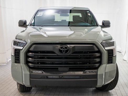 Used 2025 Toyota Tundra SR5 w/ SR5 Premium Package image 2