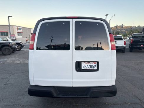 Used 2003 Chevrolet Express 1500 Passenger RWD image 4