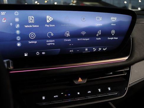 Certified 2025 Buick Envision Sport Touring image 18