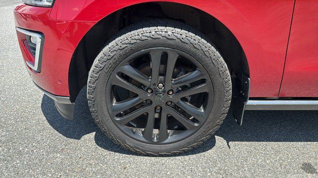 Used 2021 Ford Expedition Max Limited AWD/4WD image 11