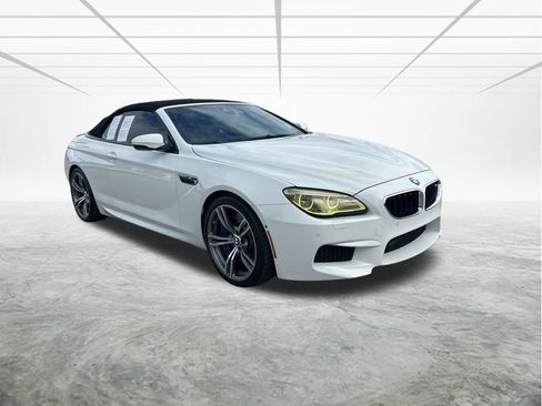 Used 2016 BMW M6 Convertible image 2