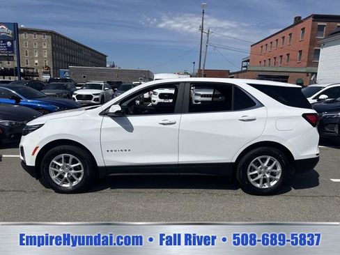Used 2024 Chevrolet Equinox LT AWD/4WD image 11