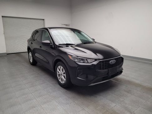 Used 2023 Ford Escape Active FWD image 13
