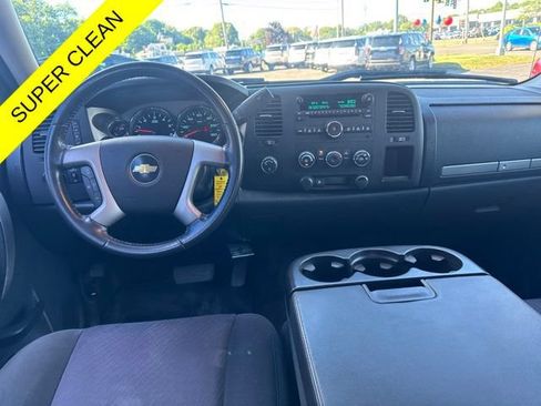 Used 2010 Chevrolet Silverado 1500 LT w/ Power Pack Plus AWD/4WD image 17
