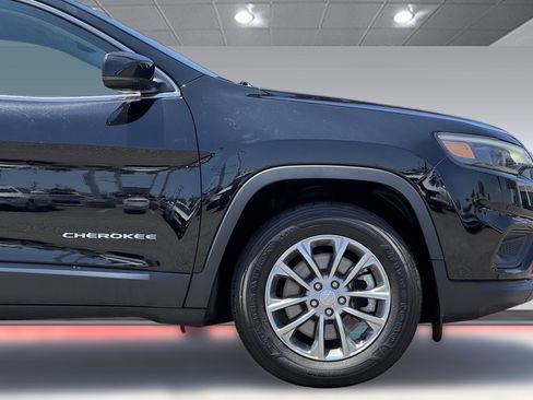 Used 2021 Jeep Cherokee Latitude Lux AWD/4WD image 24