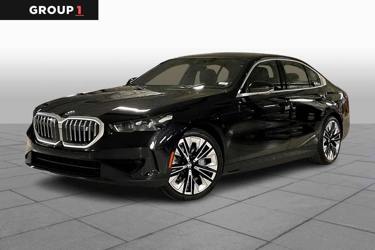 Used 2026 BMW i5 eDrive40 w/ Premium Package RWD image 1