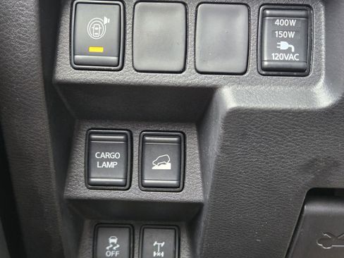 Used 2024 Nissan Frontier PRO-4X w/ Pro Premium Package image 25