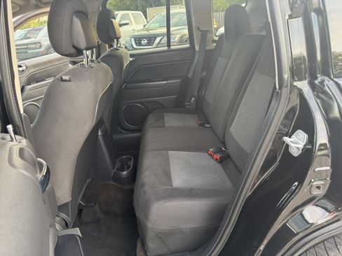 Used 2015 Jeep Compass Sport w/ Power Value Group image 19