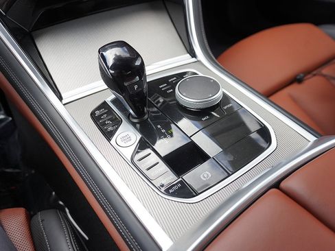 Used 2025 BMW M850i xDrive image 85