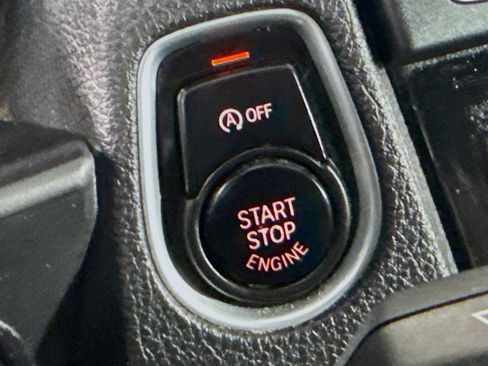 Used 2016 BMW M235i Convertible image 21