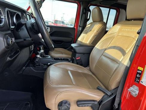 Used 2020 Jeep Gladiator Overland image 5