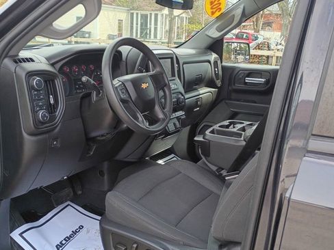 Used 2022 Chevrolet Silverado 1500 Custom image 9