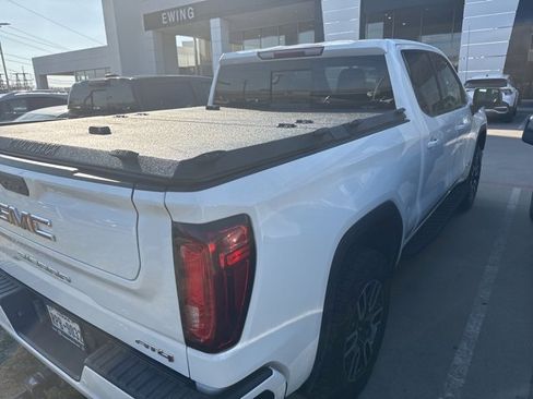 Used 2022 GMC Sierra 1500 AT4 w/ AT4 Premium Package image 3