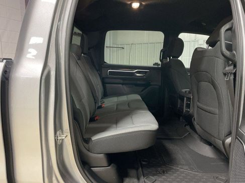 Used 2024 RAM 1500 Big Horn AWD/4WD image 30