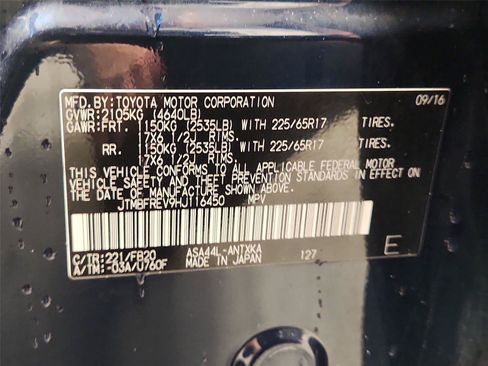 Used 2017 Toyota RAV4 LE AWD/4WD image 30