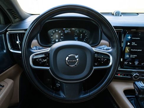 Used 2020 Volvo V90 T6 Inscription image 16