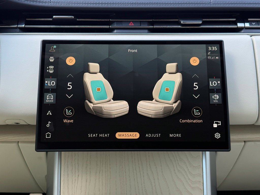 Certified 2024 Land Rover Range Rover SE AWD/4WD image 23
