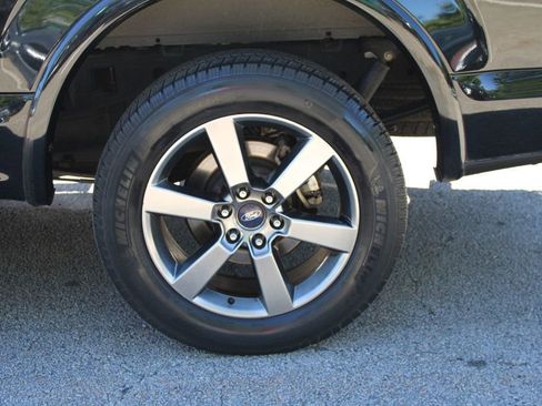 Used 2017 Ford F150 XLT w/ Equipment Group 302A Luxury RWD image 35