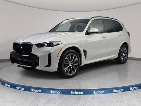 New 2026 BMW X5 xDrive50e w/ Executive Package AWD/4WD image 1