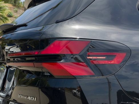 New 2026 BMW X5 xDrive40i w/ M Sport Package AWD/4WD image 4