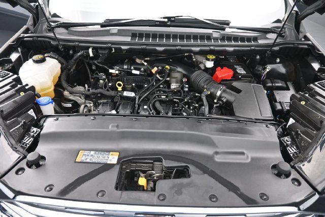 Certified 2024 Ford Edge Titanium w/ Equipment Group 301A AWD/4WD image 31