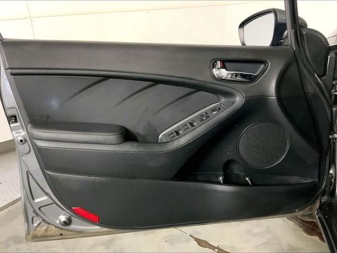 Used 2017 Kia Forte EX FWD image 24