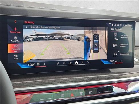 New 2026 BMW 740i xDrive AWD/4WD image 14
