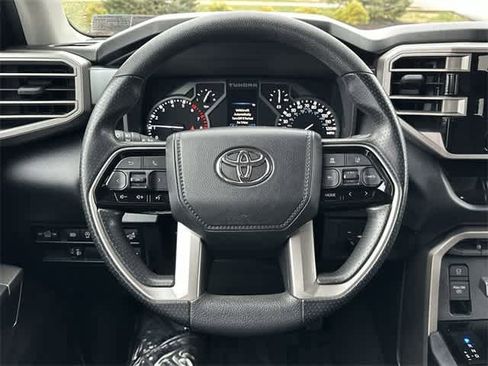 Used 2022 Toyota Tundra SR5 image 7