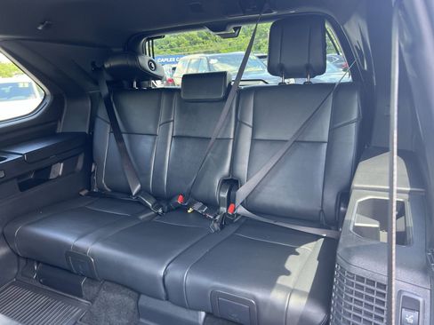 Used 2024 Toyota Sequoia Platinum AWD/4WD image 26