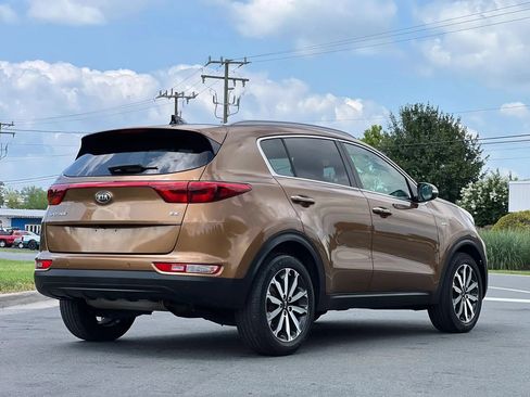 Used 2017 Kia Sportage EX w/ EX Technology Package AWD/4WD image 5