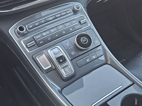 Used 2021 Hyundai Santa Fe SEL w/ Convenience + Premium Package image 19