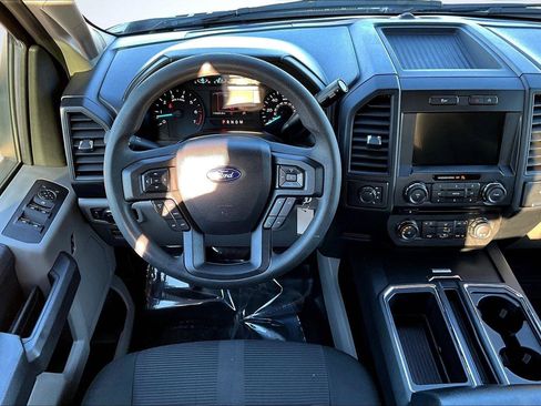 Used 2018 Ford F150 XL w/ Equipment Group 101A Mid image 5