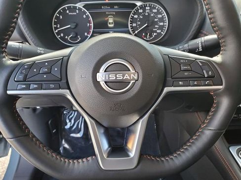 Certified 2025 Nissan Sentra SR w/ SR Premium Package image 20