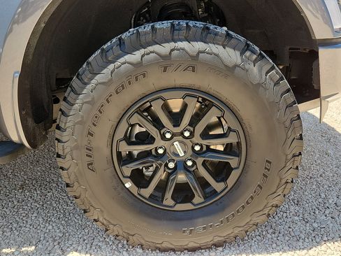Used 2026 Ford F150 Raptor AWD/4WD image 7