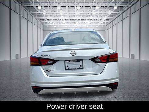 Certified 2025 Nissan Altima 2.5 SV FWD image 6