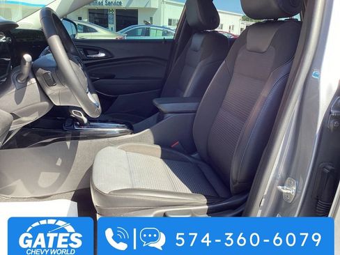 Used 2024 Chevrolet Trax LT w/ Driver Confidence Package image 14
